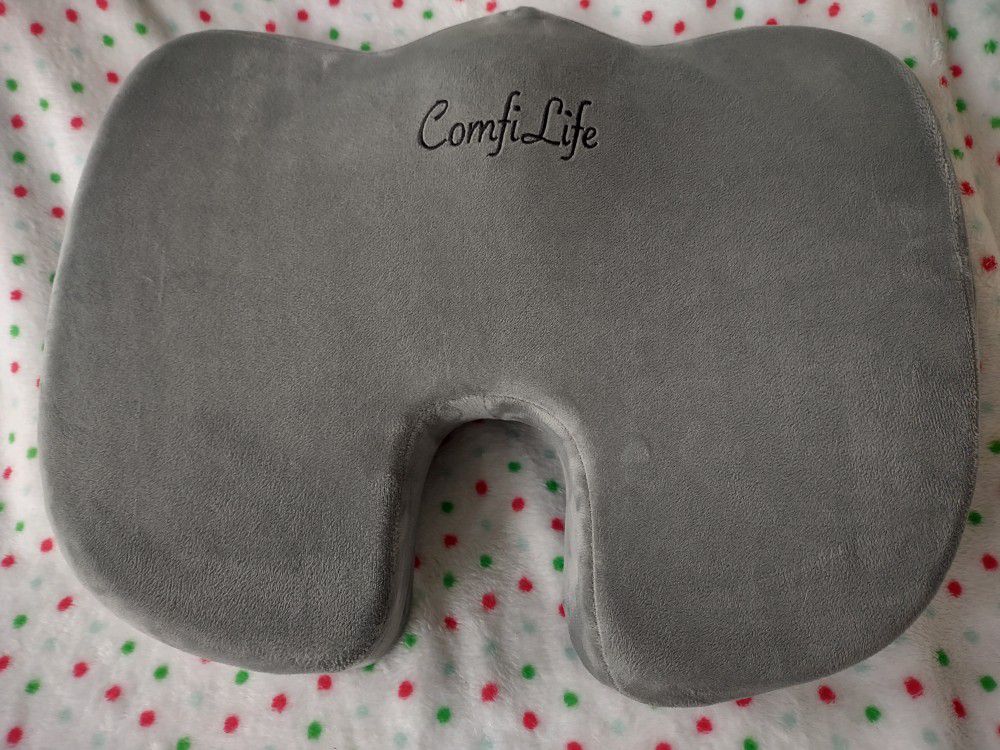 ComfiLife Gel / Memory Foam Seat Cushion for Sale in Fort Myers, FL -  OfferUp