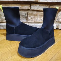 UGG Classic Dipper Platform Boots Women US Size 10 Black Color New