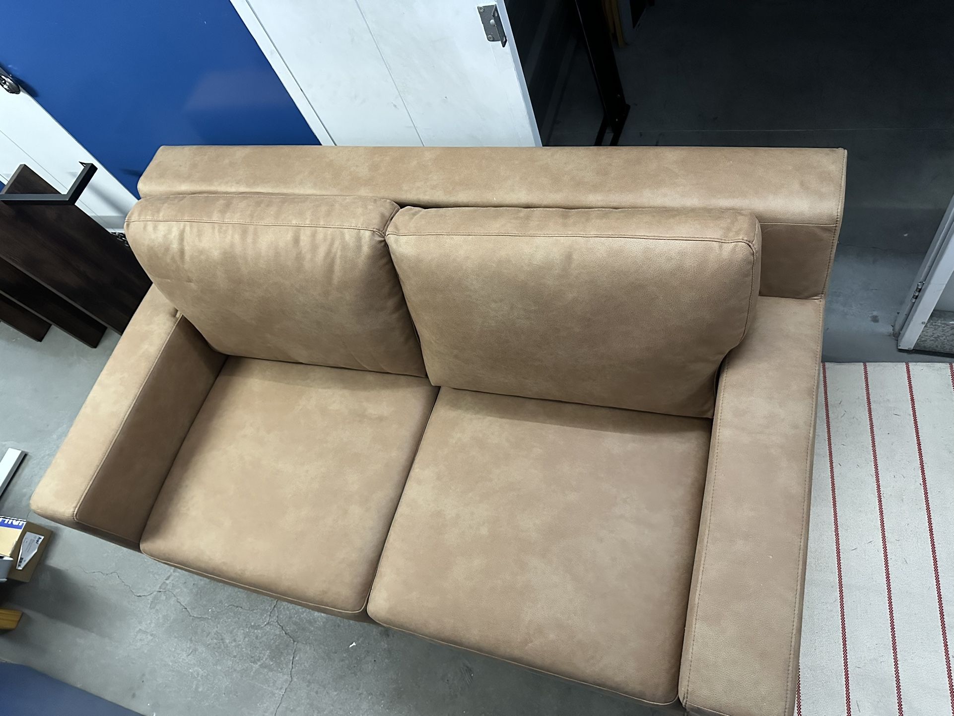 Brand New Pull Out Sofa