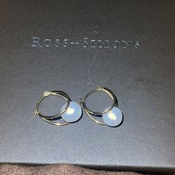 14k Gold Hoop With Pearl