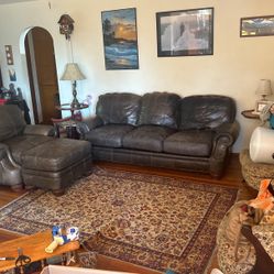 Leather Couch And Love Seat 