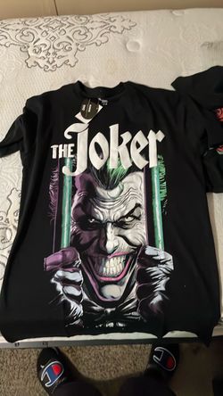 Joker shirt never used