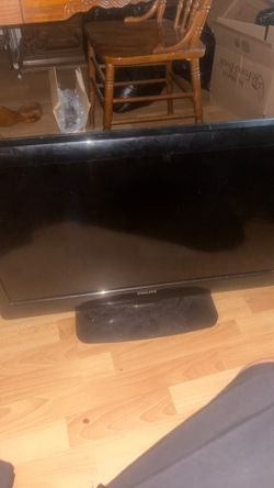 2 TVs Flat