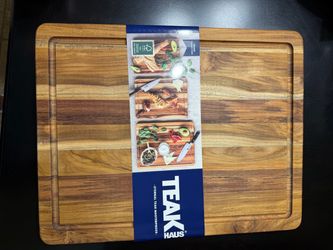 New Teakhaus Marine Collection Teak Cutting Board 18” x 14” – Retail $69.95