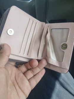 Bow wallet