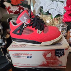 Jordan 4 Red Size 7y
