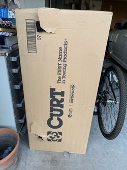 Curt towing hitch - unopened