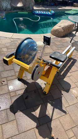 Hydro Rowing Machine