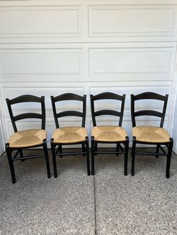 Set of 4 Crate & Barrel Ladder Back Dining Chairs