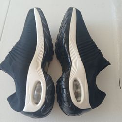 Tennis Shoes