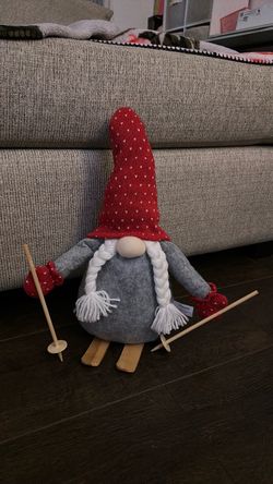 JOANN holiday skiing gnome
