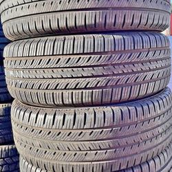 225 55 18 Yokohama tires Con 80% de Vida Las 4