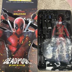 Hot Toys Deadpool Battling Version 