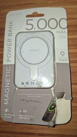 MVMT 5000mAh Magnetic Power Bank