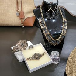 Jewelry And Accessories 