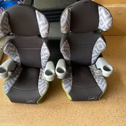 2- Even Flo Booster Seats, Color Green And Grey
