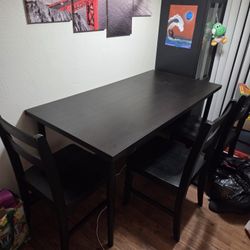 Dining Table w/ 4 Chairs