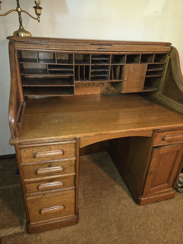 Antique Roll Top Desk