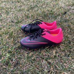 Nike kids soccer Shoes 