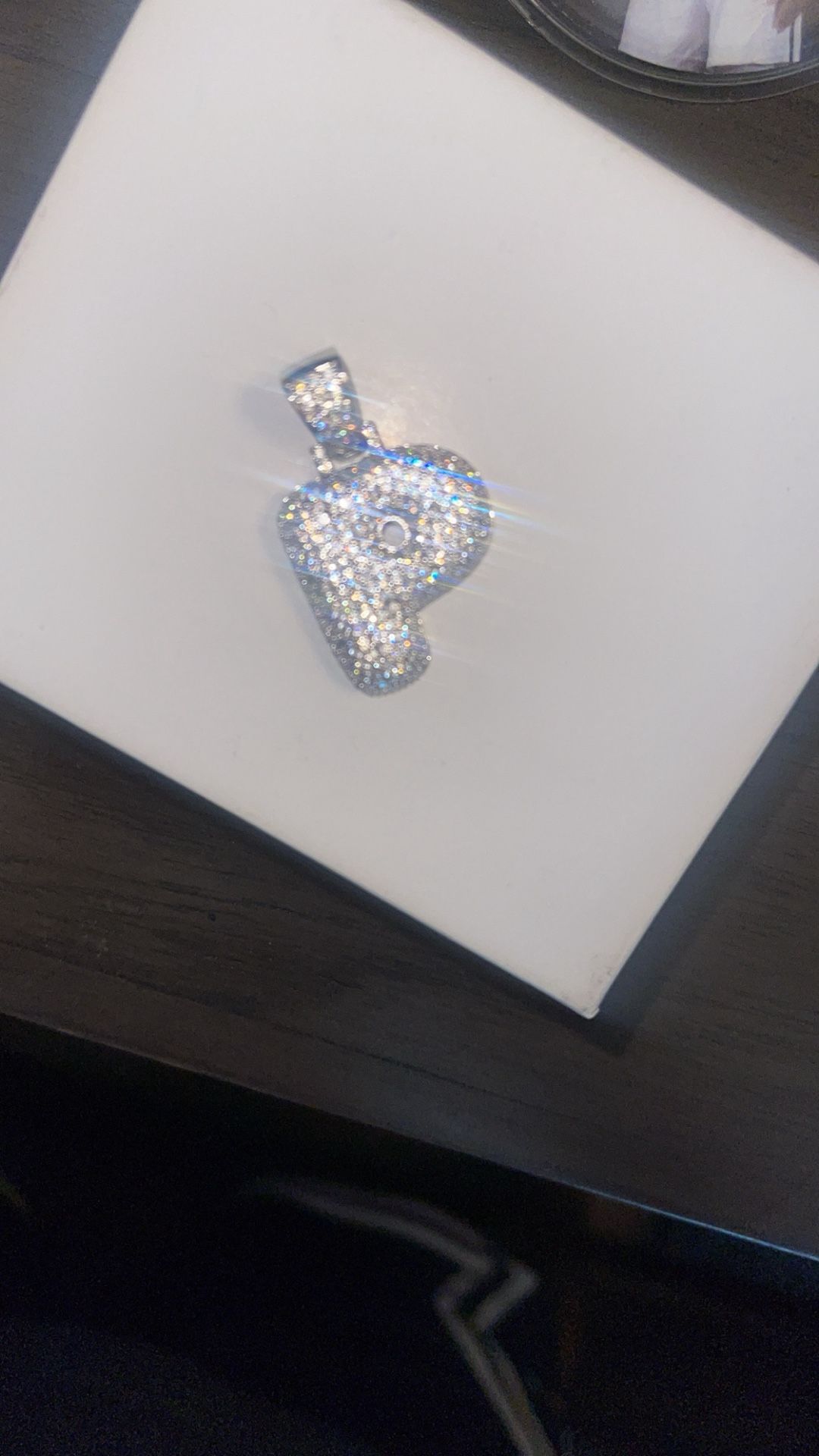 P Pendant