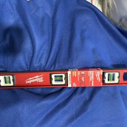 Milwaukee 24in Level Magnetic I Beam