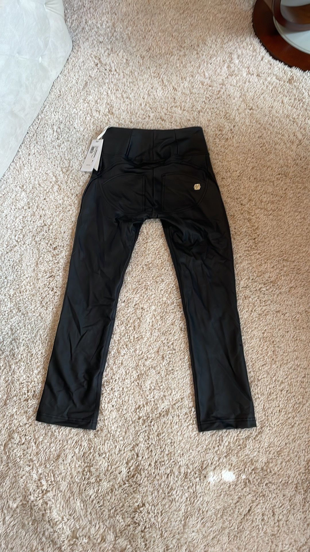 Freddy jeans faux leather black Capri small mid waist 24” inseam sexy Italian