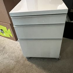 Drawer Unit On Casters High gloss White IKEA Besta 