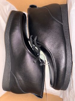 Amazon Chukkas ( Wallabee) Size 11