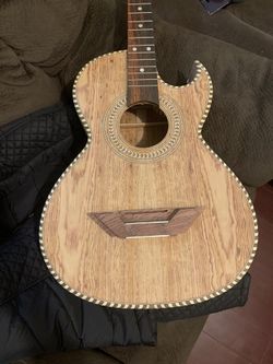 Bajo quinto tapia