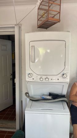 GE stackable washer/dryer combo