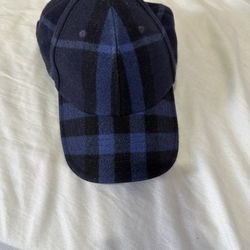 WOMANS Burberry Hat, FEMALE!