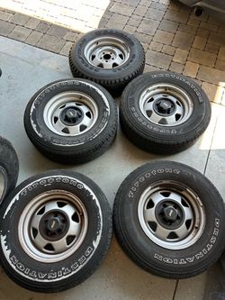 Rims and tires OEM for Jeep