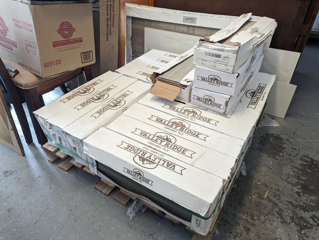 Valley Ridge CARSON TIMBERLAND WOOD PLANK CERAMIC TILE
