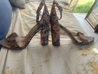 Sam Edelman Size 8 Floral Heel Sandals Mint Condition 