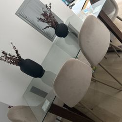 Glass Table With Chairs 