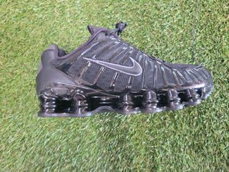 8.5 men's  10 women