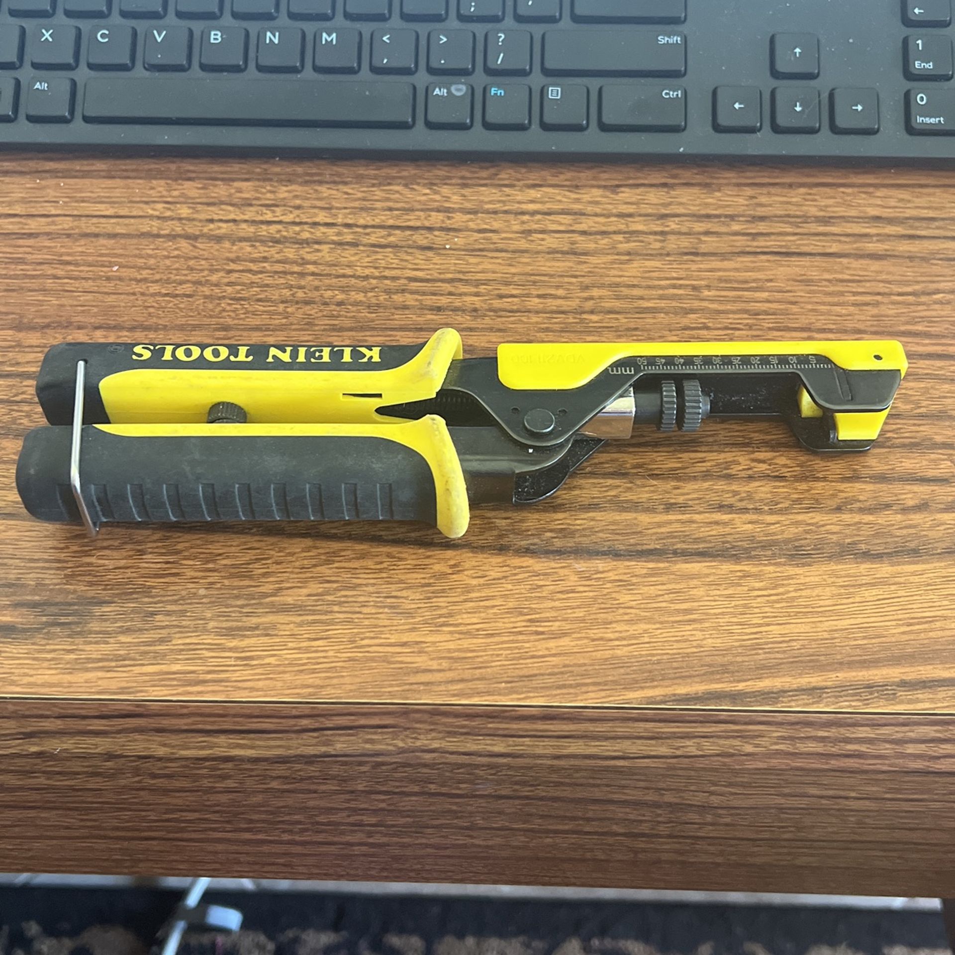 Klein Tools VDV211 Crimper