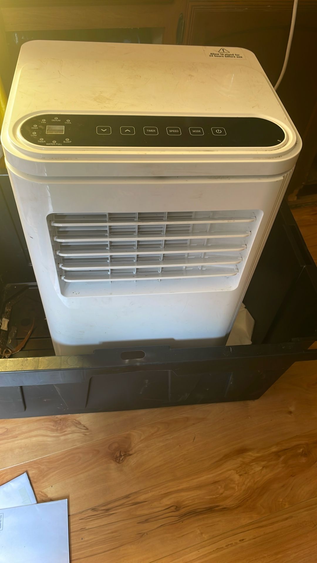 8000 BTU Portable AC And Dehumidifier Works Great