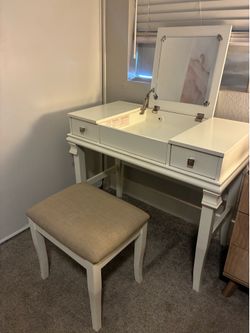 Vanity