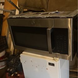 GE MICROWAVE 