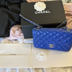 CHANEL Classic Single  Quilted Cavier Mini