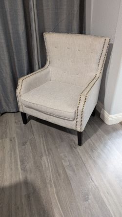 Wingback Chair/ Silla