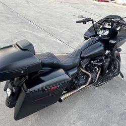 2015 HARLEY DAVIDSON ROAD GLIDE