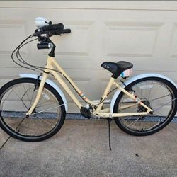 LIV FLOURISH 24" 7 SPEED BIKE

Excellent used condition. Ready to ride.
Perfect for kids or shorter adults

$300