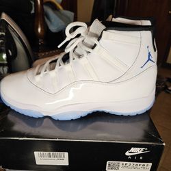 Jordan Legend Blue 9.9 CONDITION 