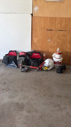 Work tools and bag helmet BEHR premium paint