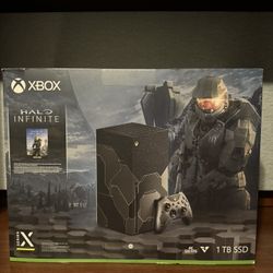 Microsoft Xbox Series X 1TB Halo Infinite Limited Edition Console Bundle