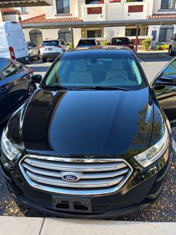 2014 Ford Taurus