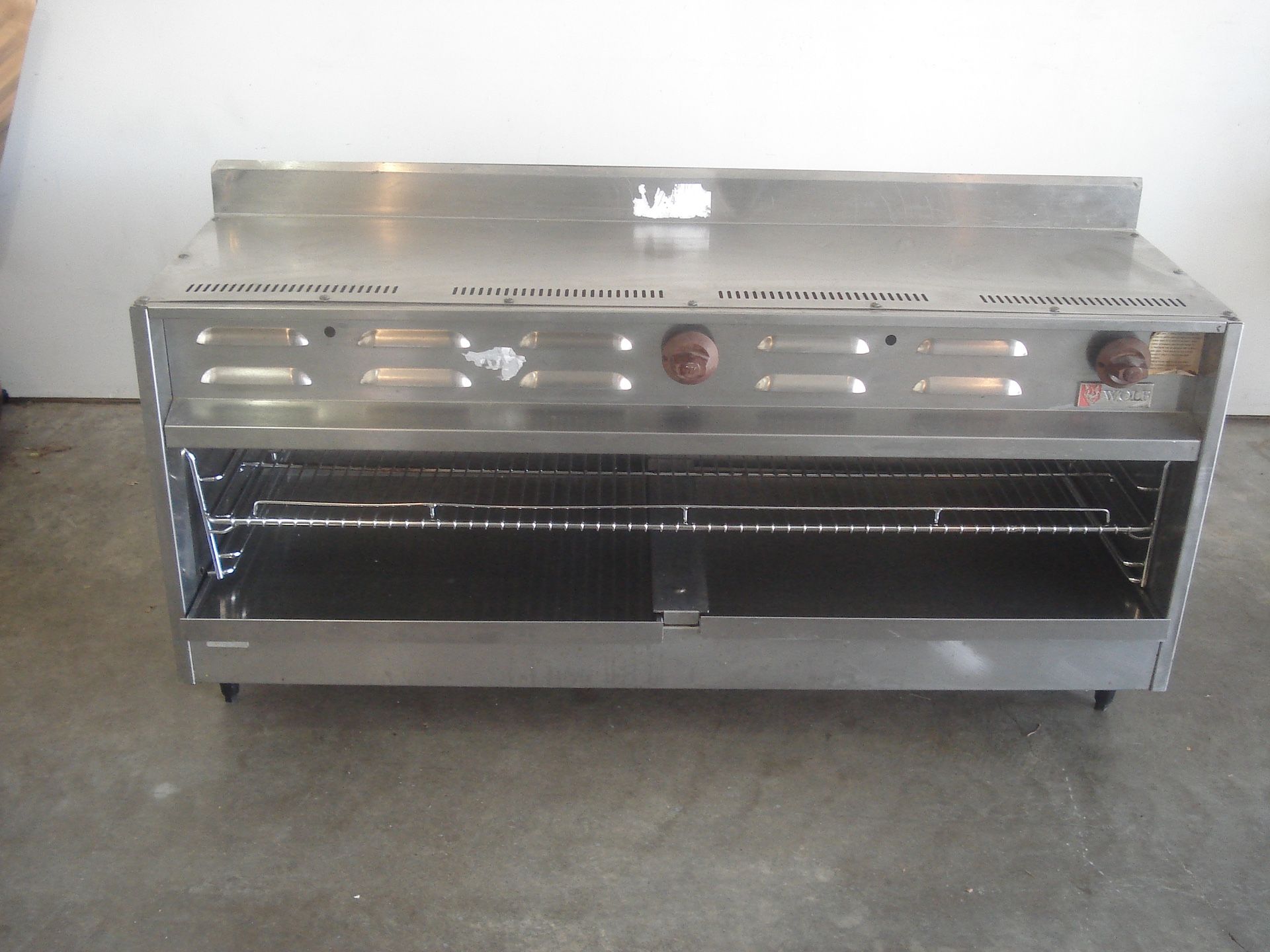 Wolf Restaurant Grade Cheese Melter