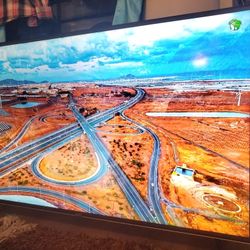 70" Vizio chromcast smart tv streaming apps great condition no scratch.  Tv has great quality pic wo